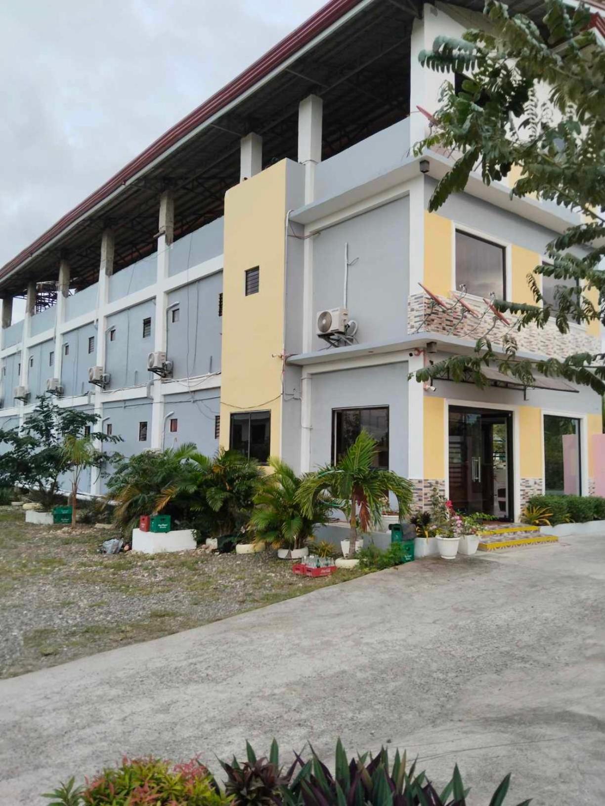 Althea Birds Nest Inn Moalboal Exterior foto