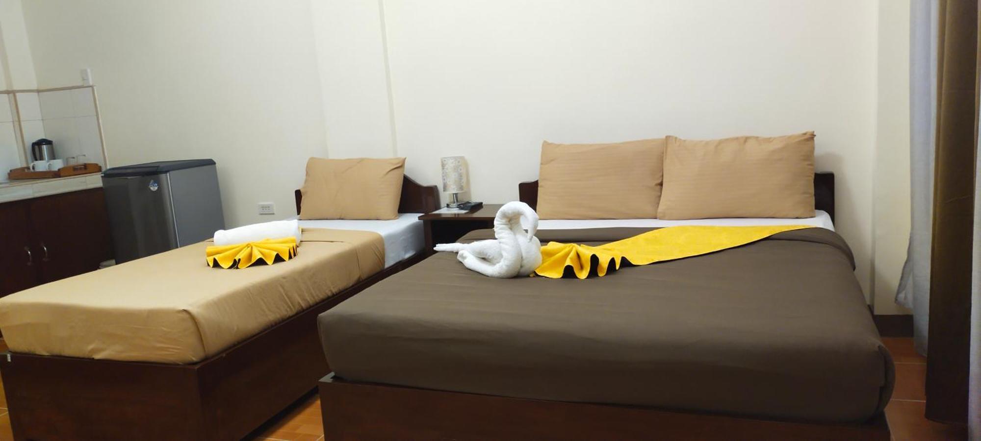 Althea Birds Nest Inn Moalboal Zimmer foto